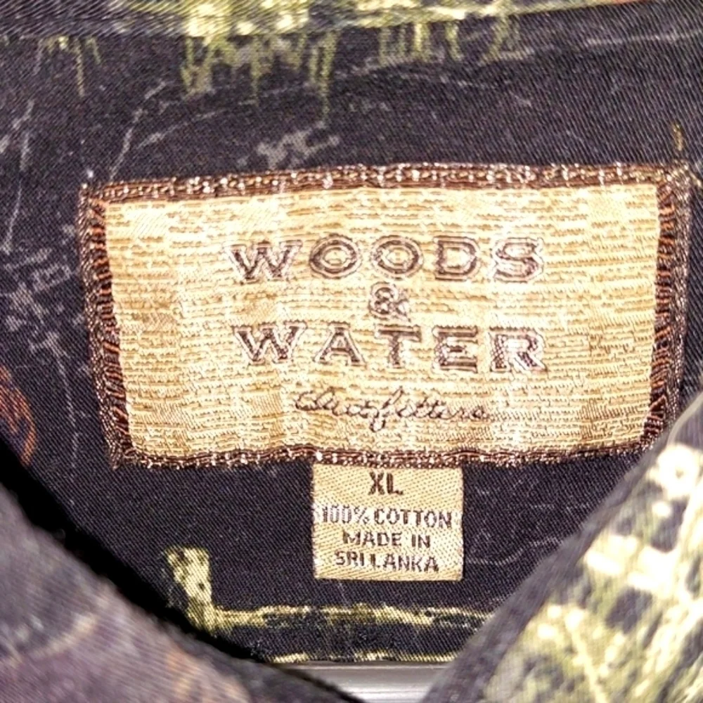 Wood & Waters button down - Picture 4 of 7